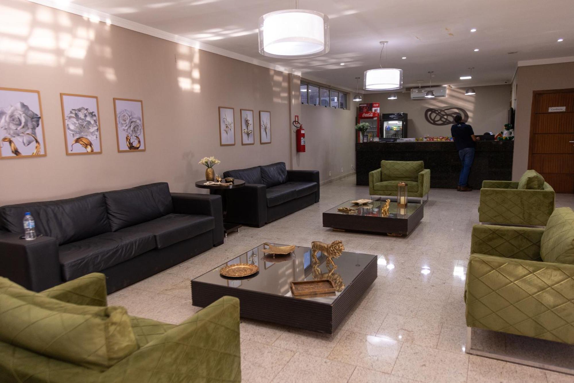 Bombonato Hotel - Facil Acesso Ao Aeroporto E Parque De Exposicoes Abcz اوبيرابا المظهر الخارجي الصورة