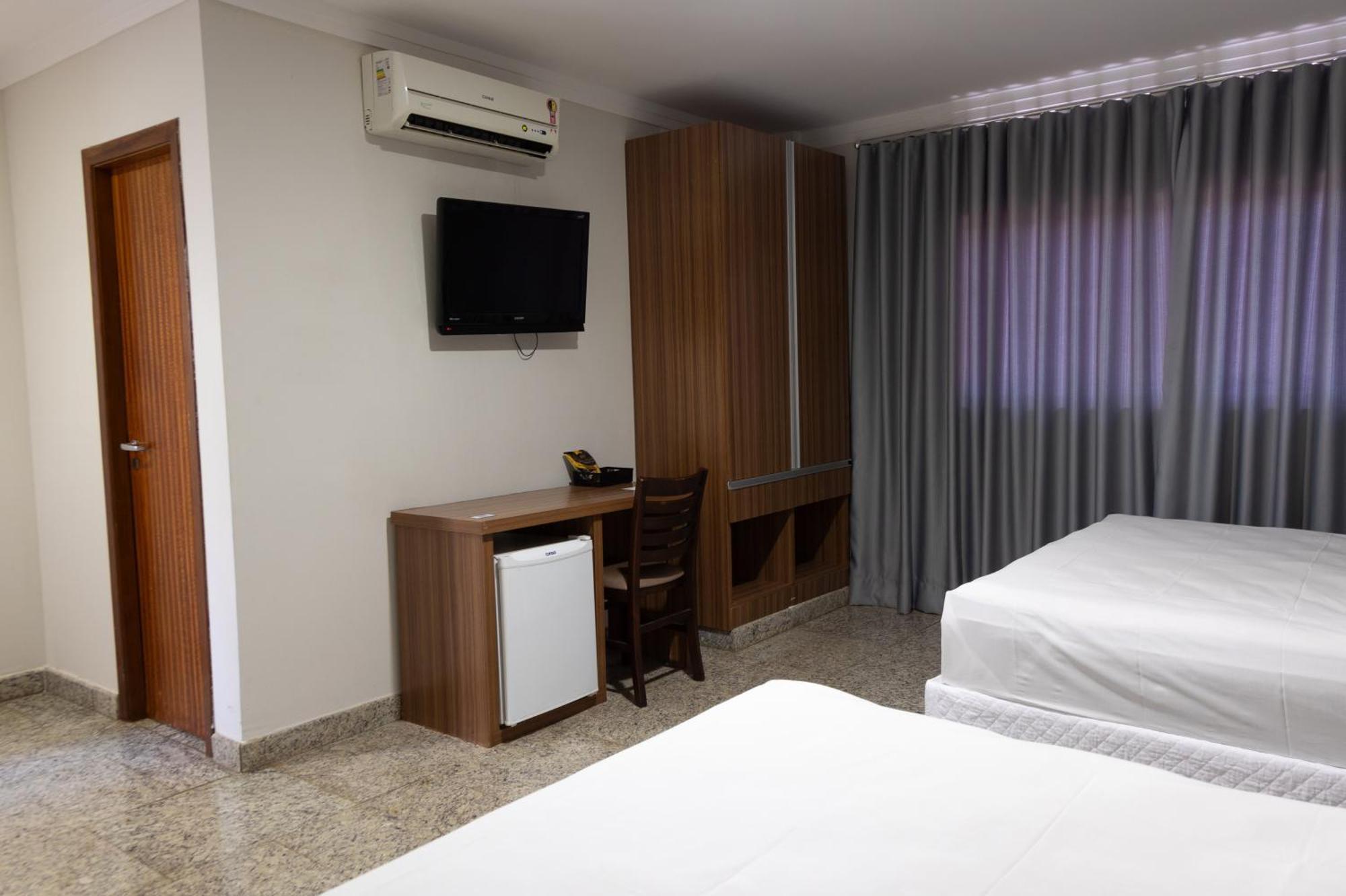 Bombonato Hotel - Facil Acesso Ao Aeroporto E Parque De Exposicoes Abcz اوبيرابا المظهر الخارجي الصورة